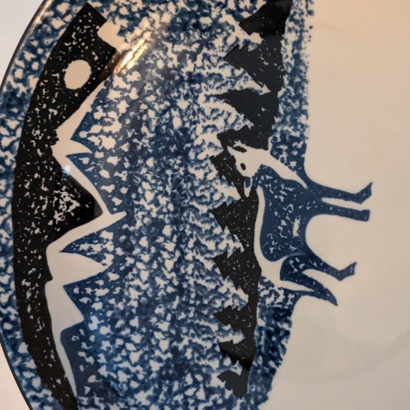 VTG Folk Craft Wolf 9" Serving Bowl spongewear stoneware blue cream by Tienshan - Picture 3 of 3